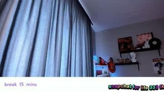 Image of vivian_qwerty